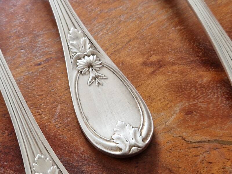 Christofle - Set of 12 dessert forks model Trianon in metal