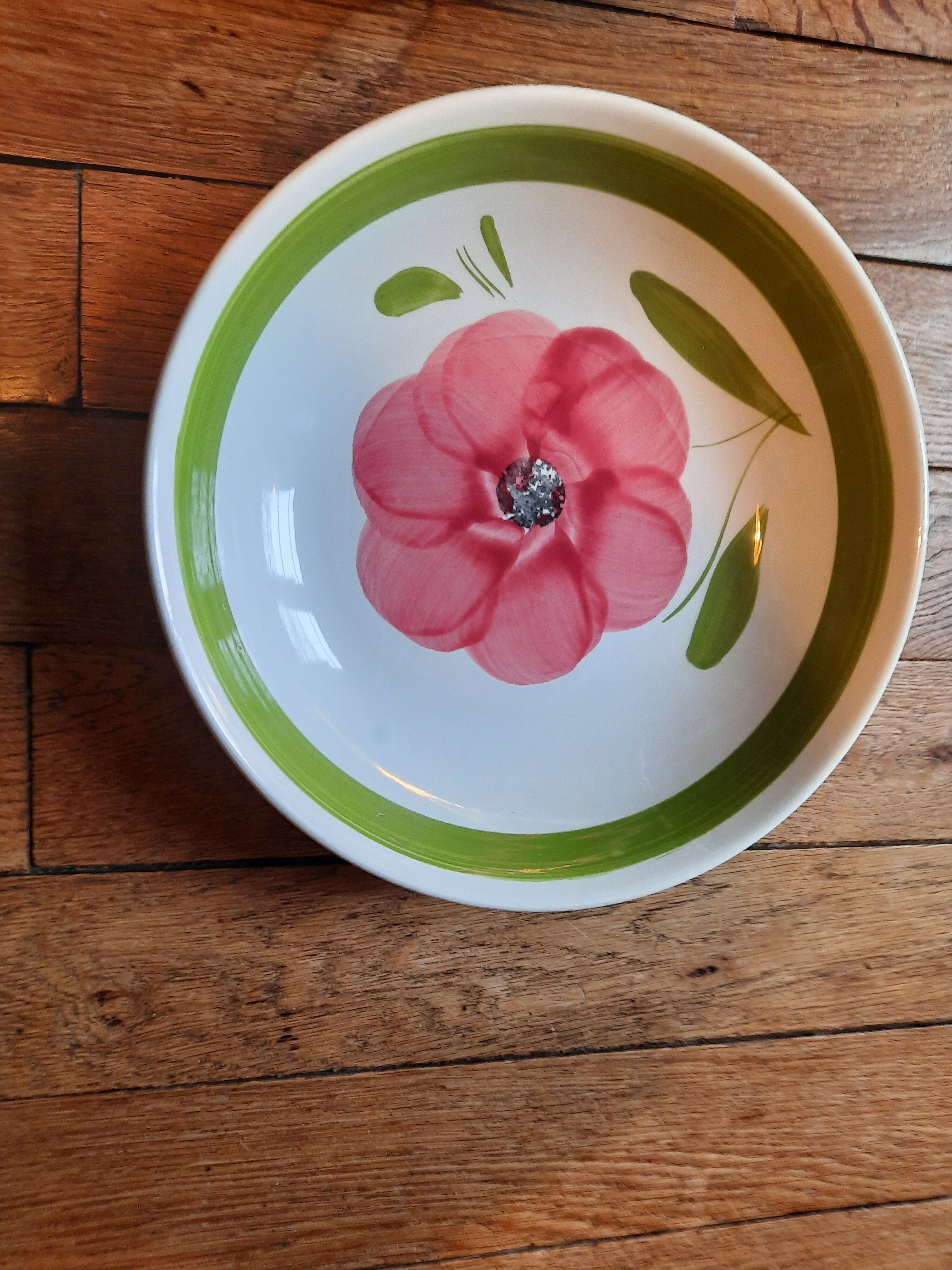 Vintage salad bowl