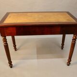 Bureau plat en acajou xixème dessus cuir