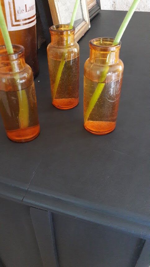 Black Parisian buffet