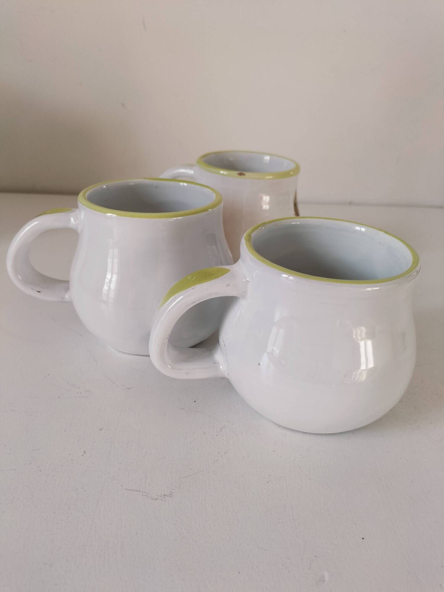 Trio of vintage Italian earthenware mugs, hand-painted – pear motif