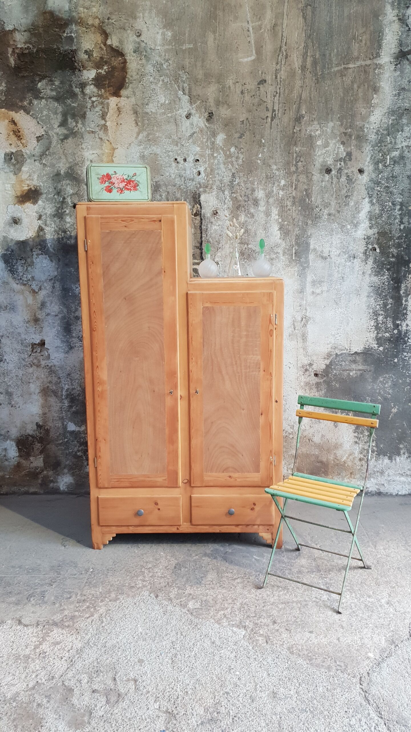 Vintage asymmetrical cabinet