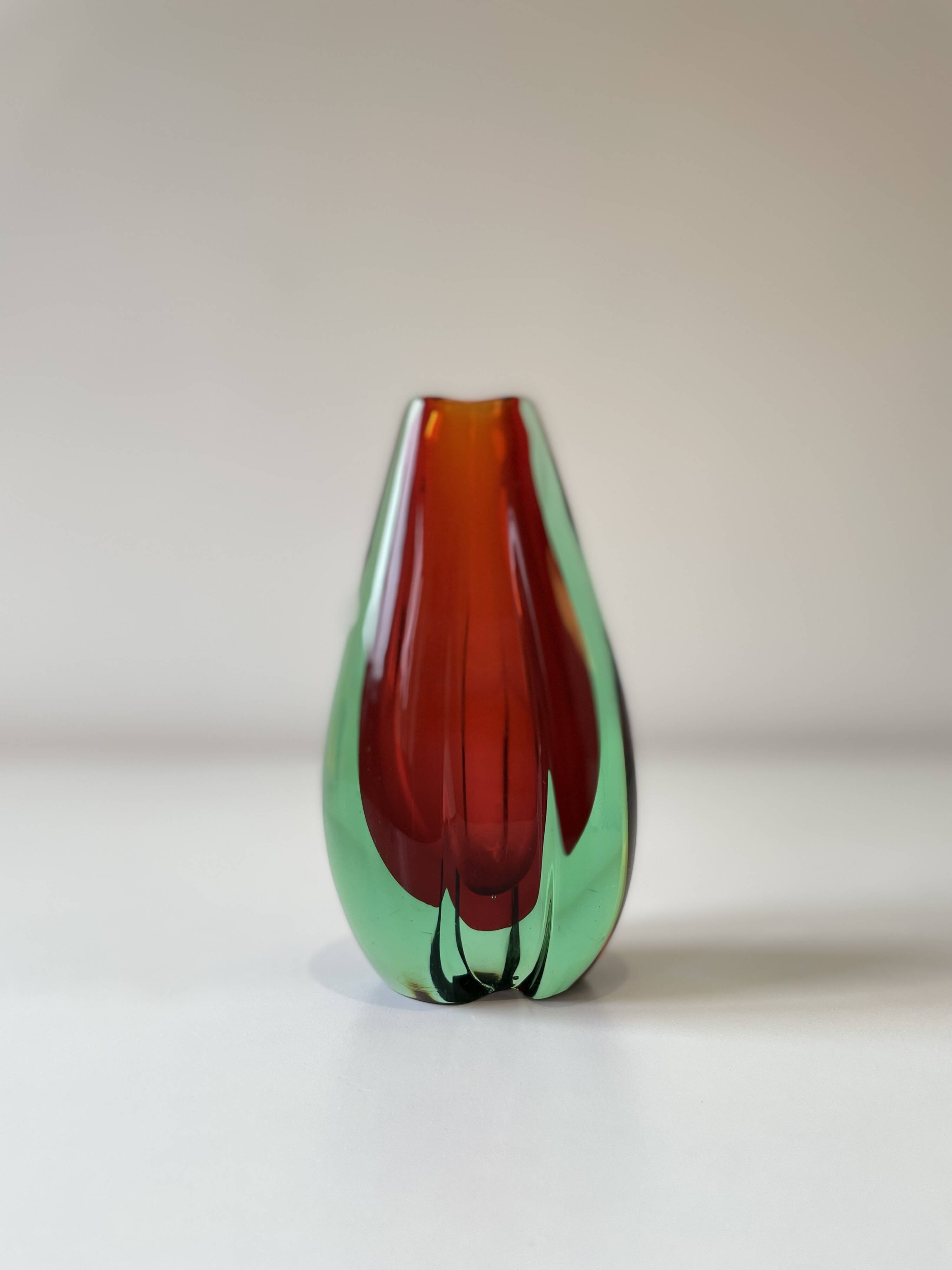Murano Vase Sommerso Flavio Poli – Green and red – Italy, 1950s-1960s