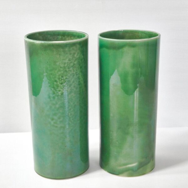 Paire de vases rouleau vintage 1950 ceramique verte signee 50s 1950s