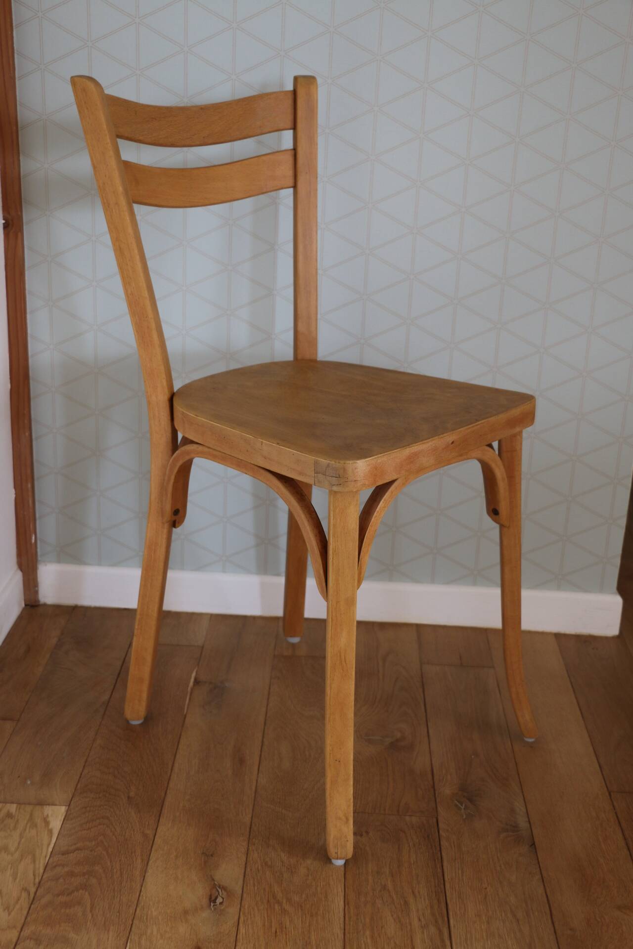 Set of 8 classic Baumann chairs 1950 light beech