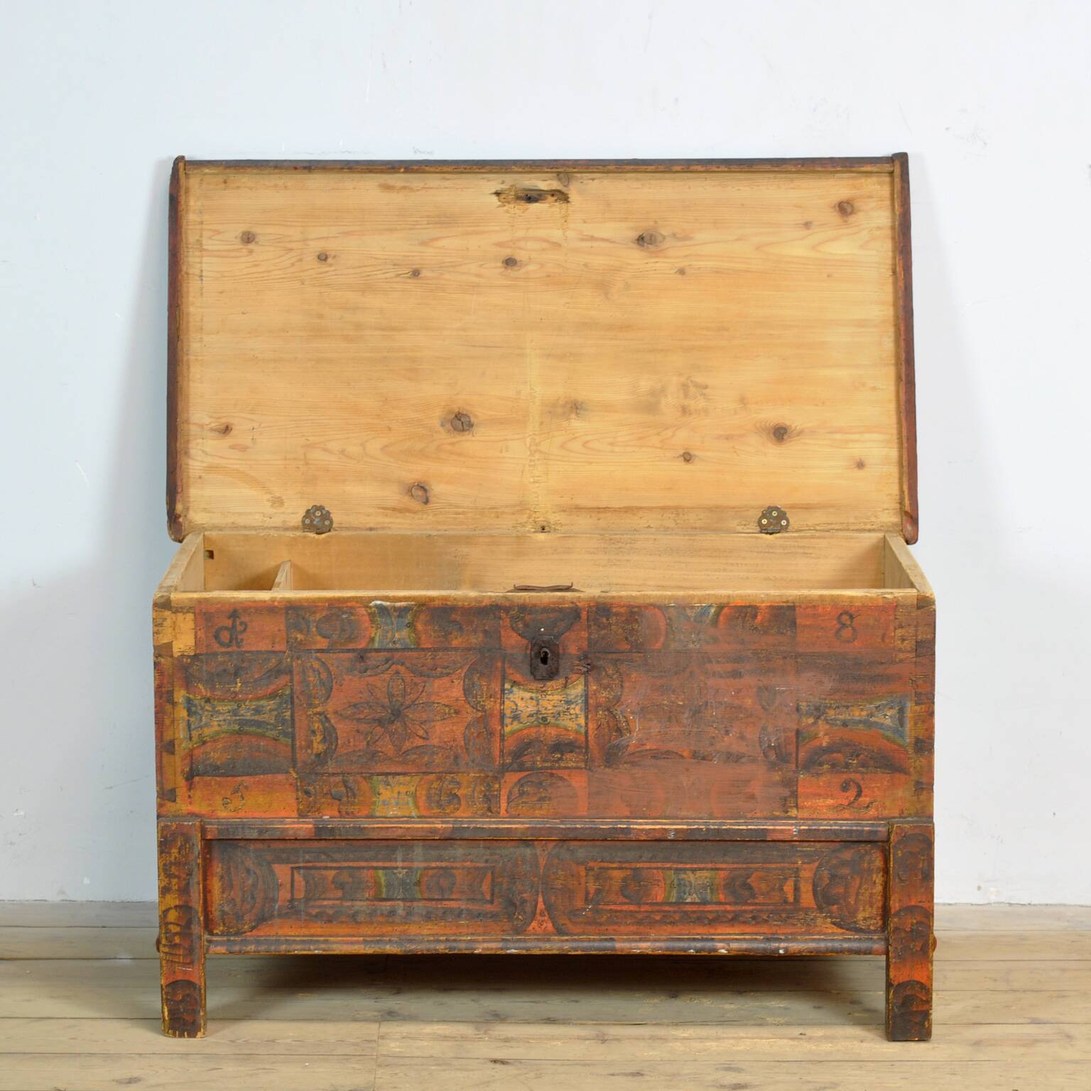 Folk art wedding chest, anno 1852