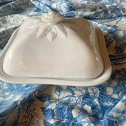 Large antique Villeroy and Boch porcelain dome dish