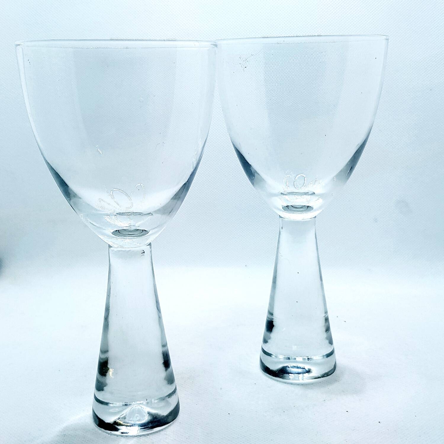 Large bell wine glasses