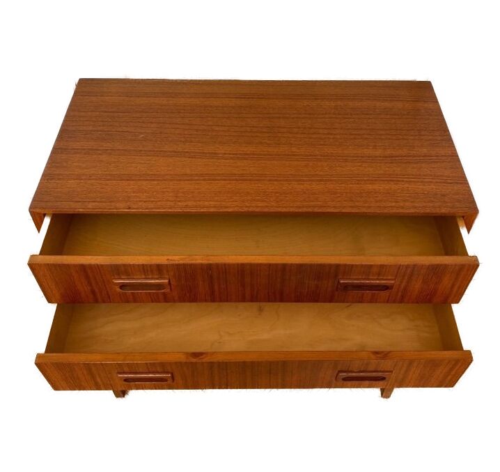 Commode scandinave