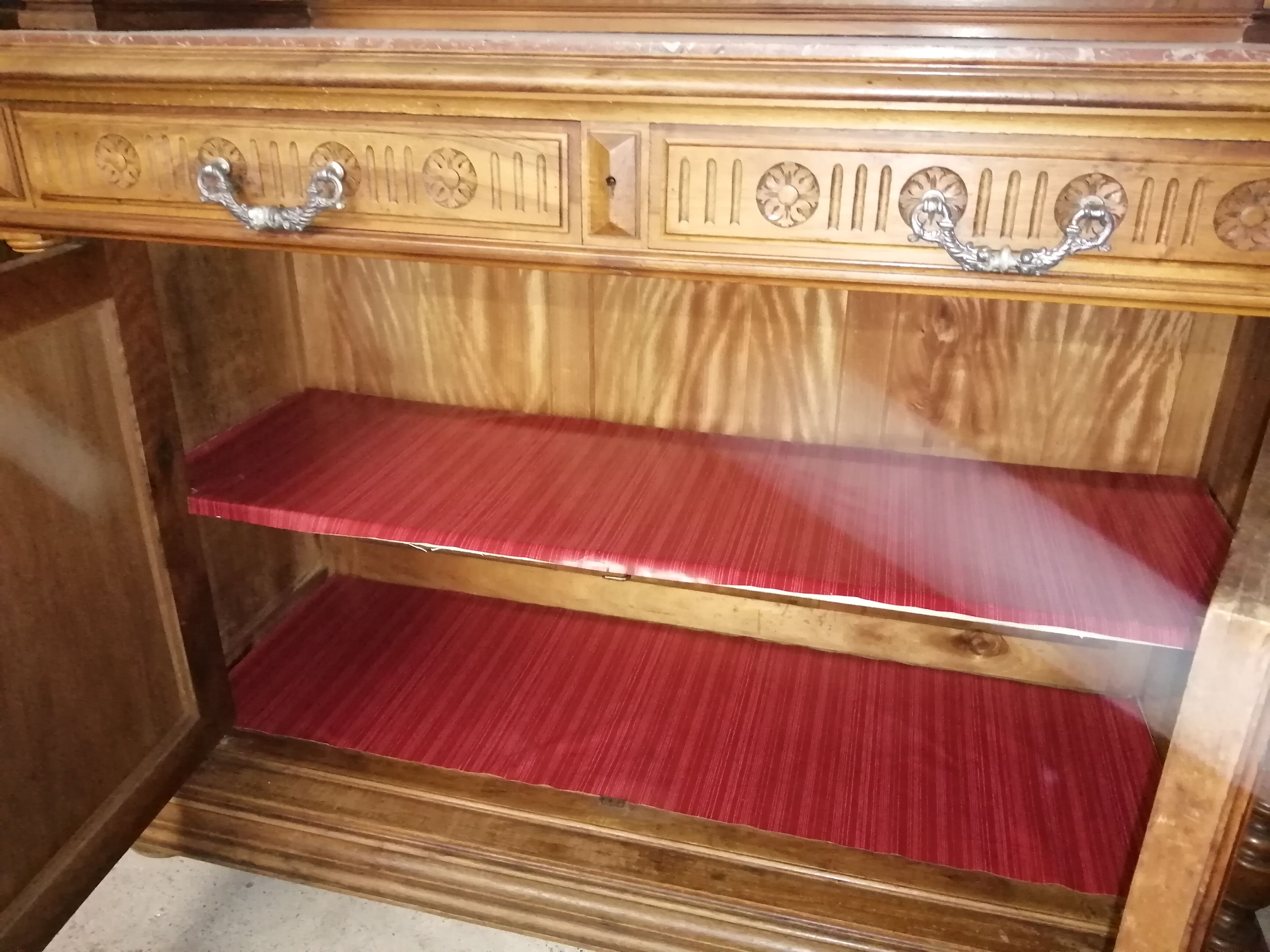 Buffet de Style Henri II