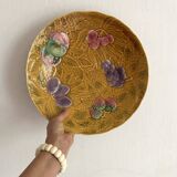 Large round Sarreguemines slip dish with fruit decoration