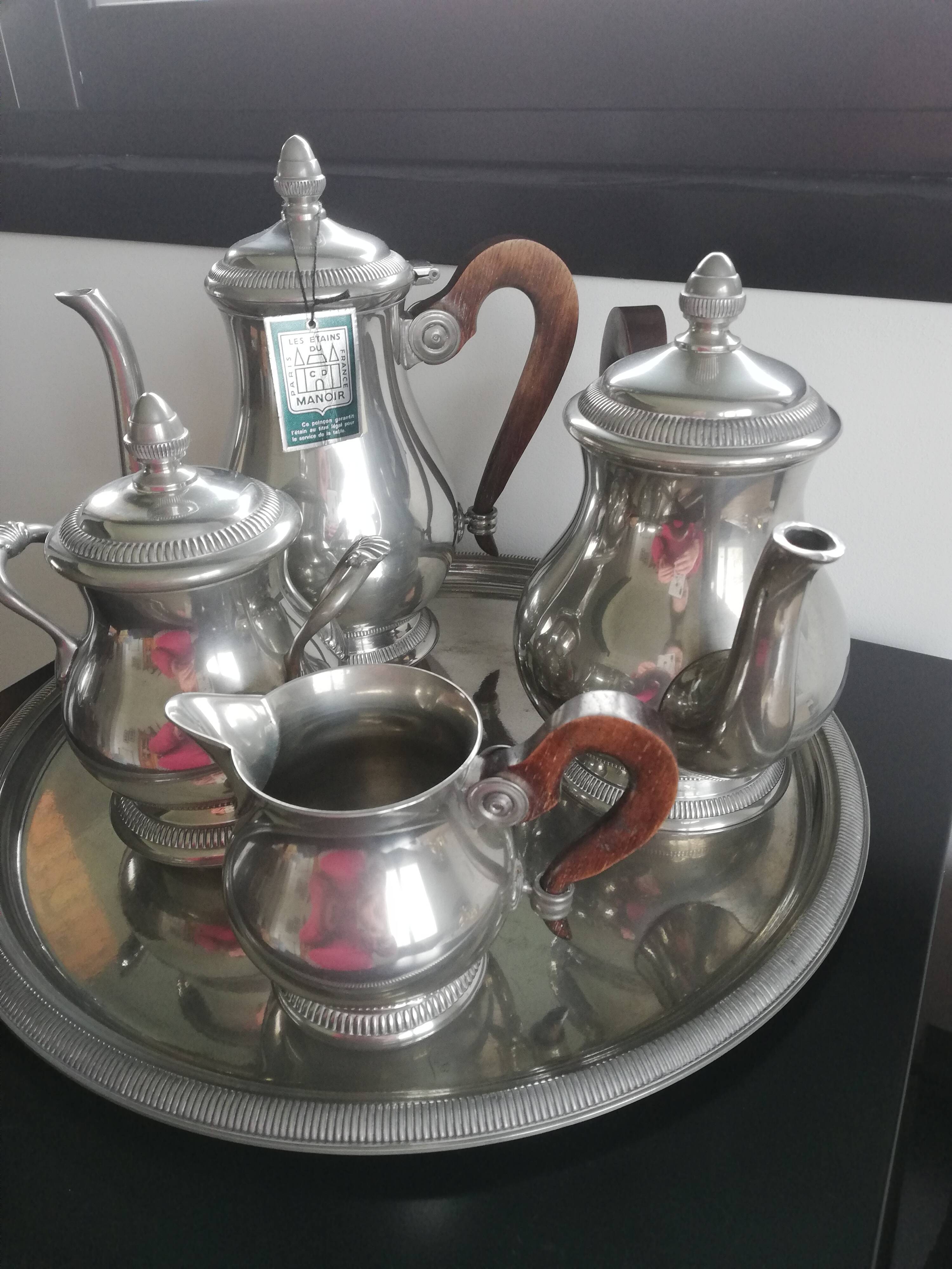 Coffee and tea tray service Les Étains du Manoir.