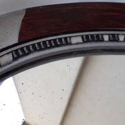 Miroir ovale en bois