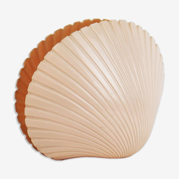 Shell lamp design Michèle Mahé, distributed to Disderot