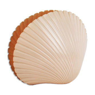 Shell lamp design Michèle Mahé, distributed to Disderot