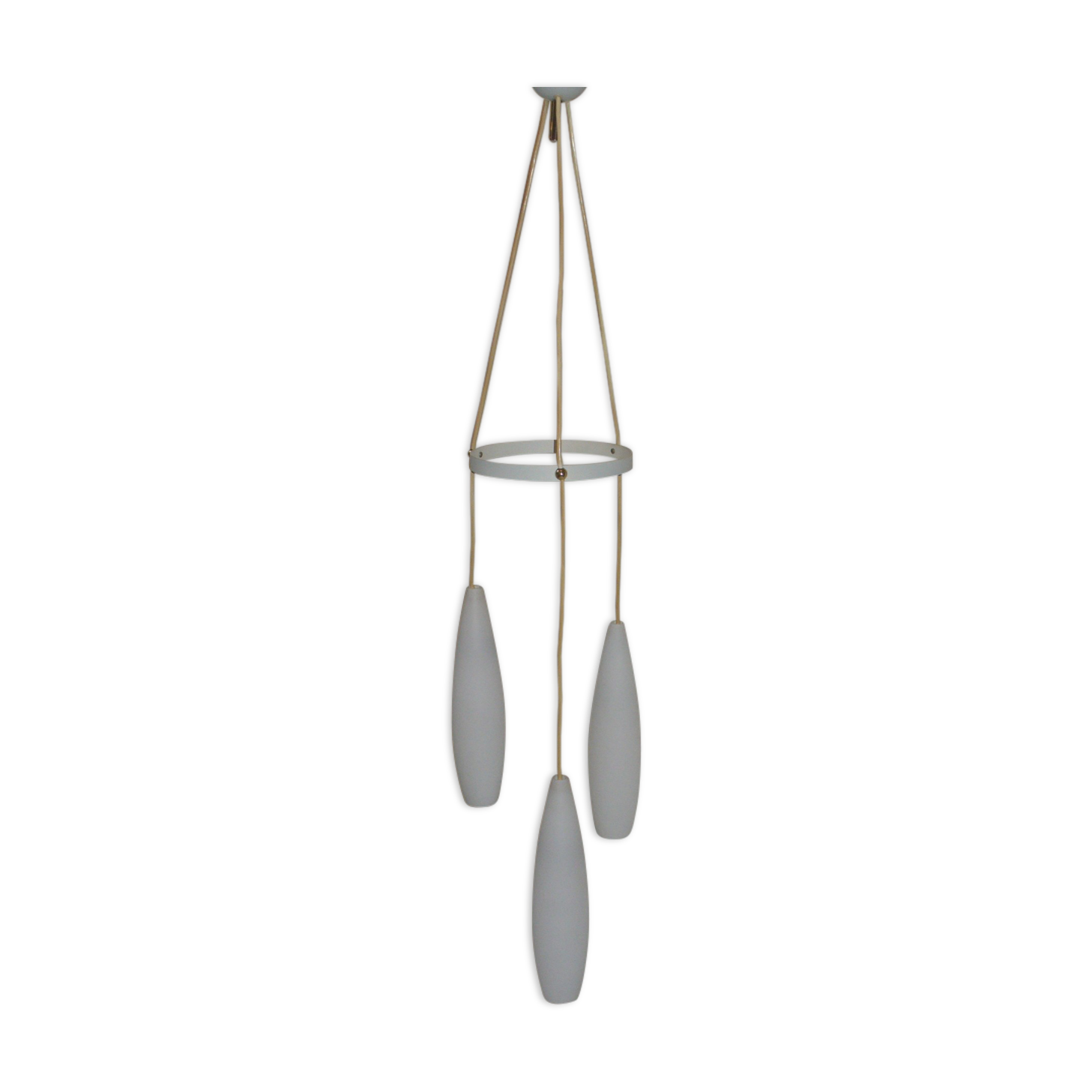 Suspension cascade of the 50s