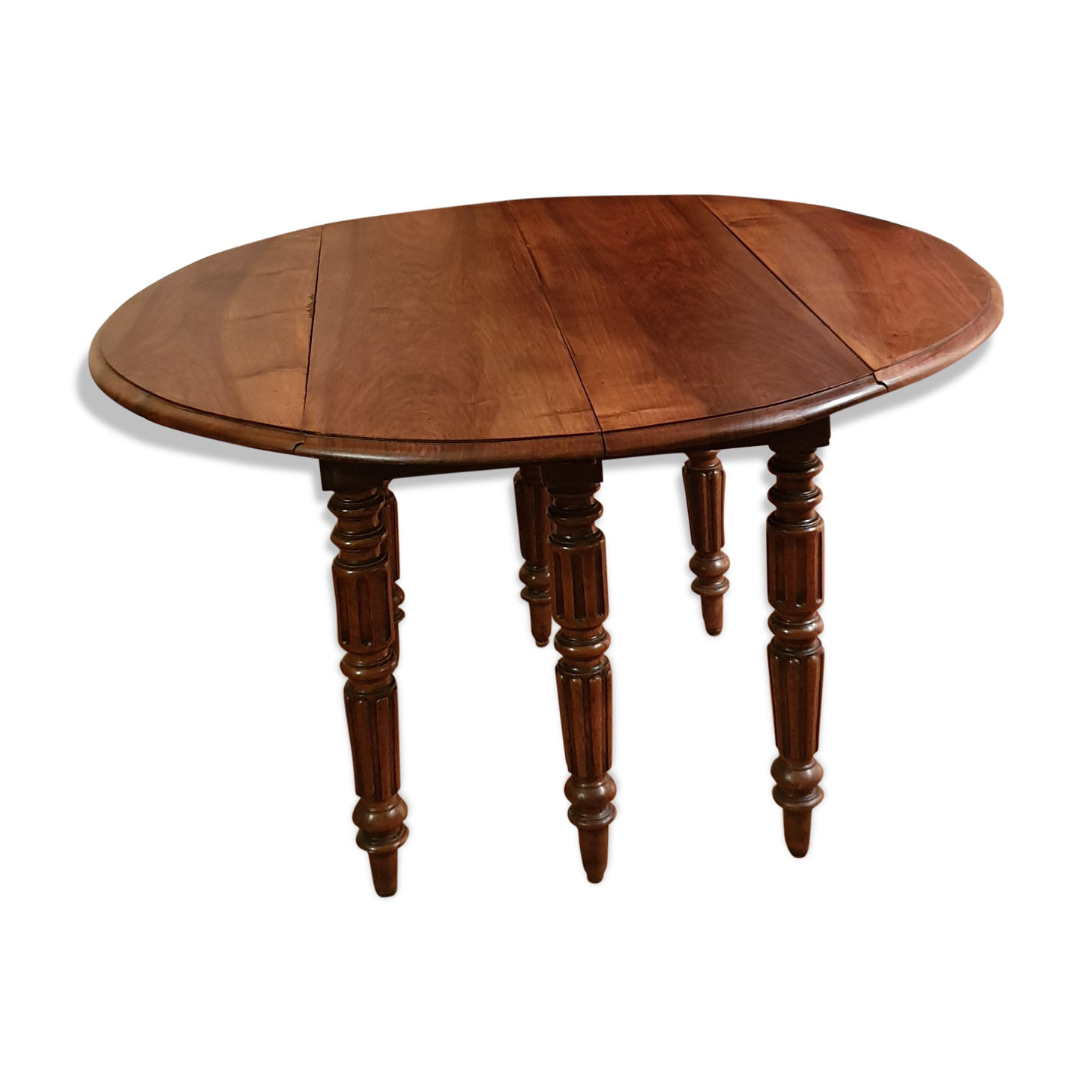 Round table cherry wood shutters, 6 feet, extendable 10/12 cutlery