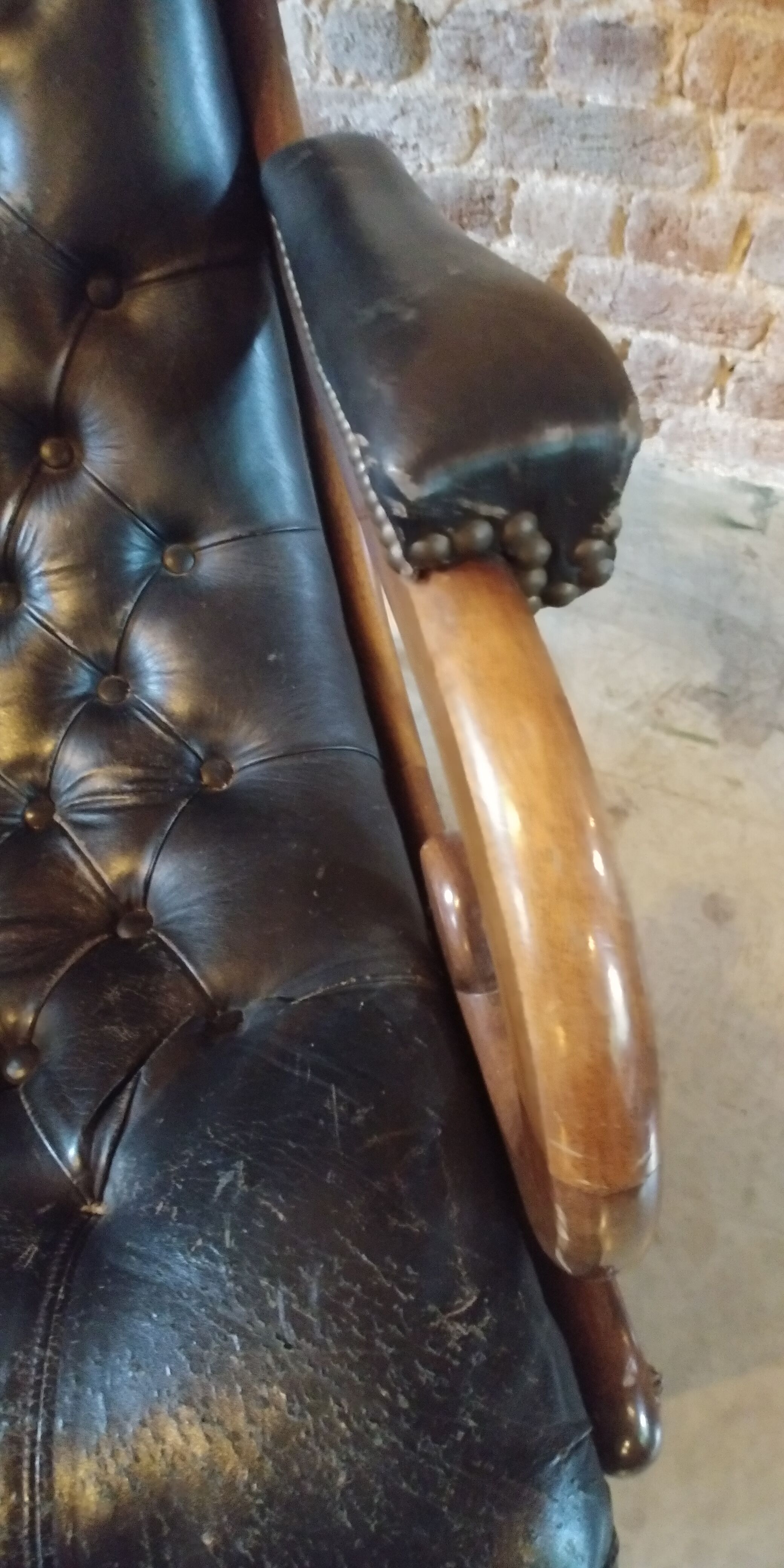 Chesterfield Victoria