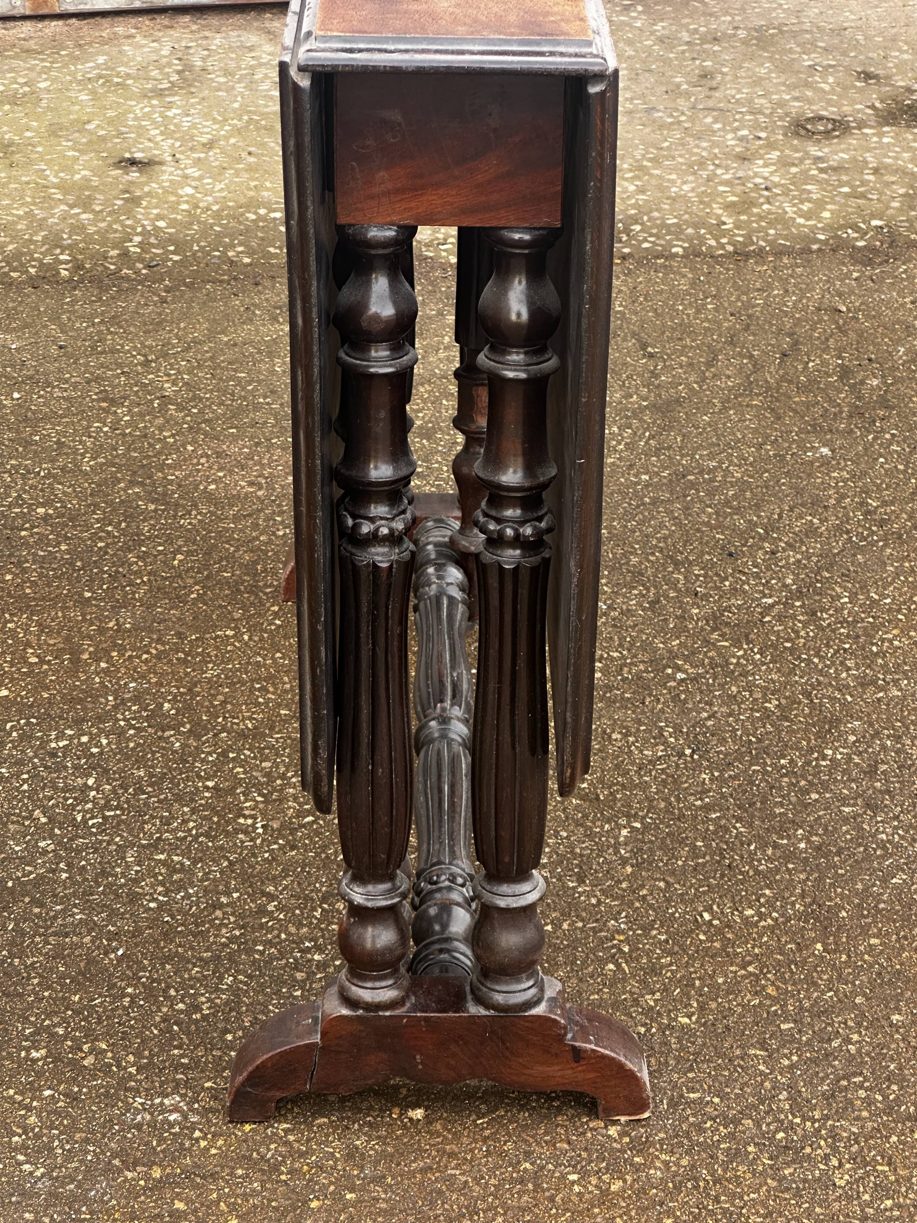 Victorian Mahogany Gate-Leg (folding) Table