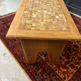 Oak coffee table published by Votre maison.