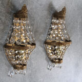 Wall lamps to stamps