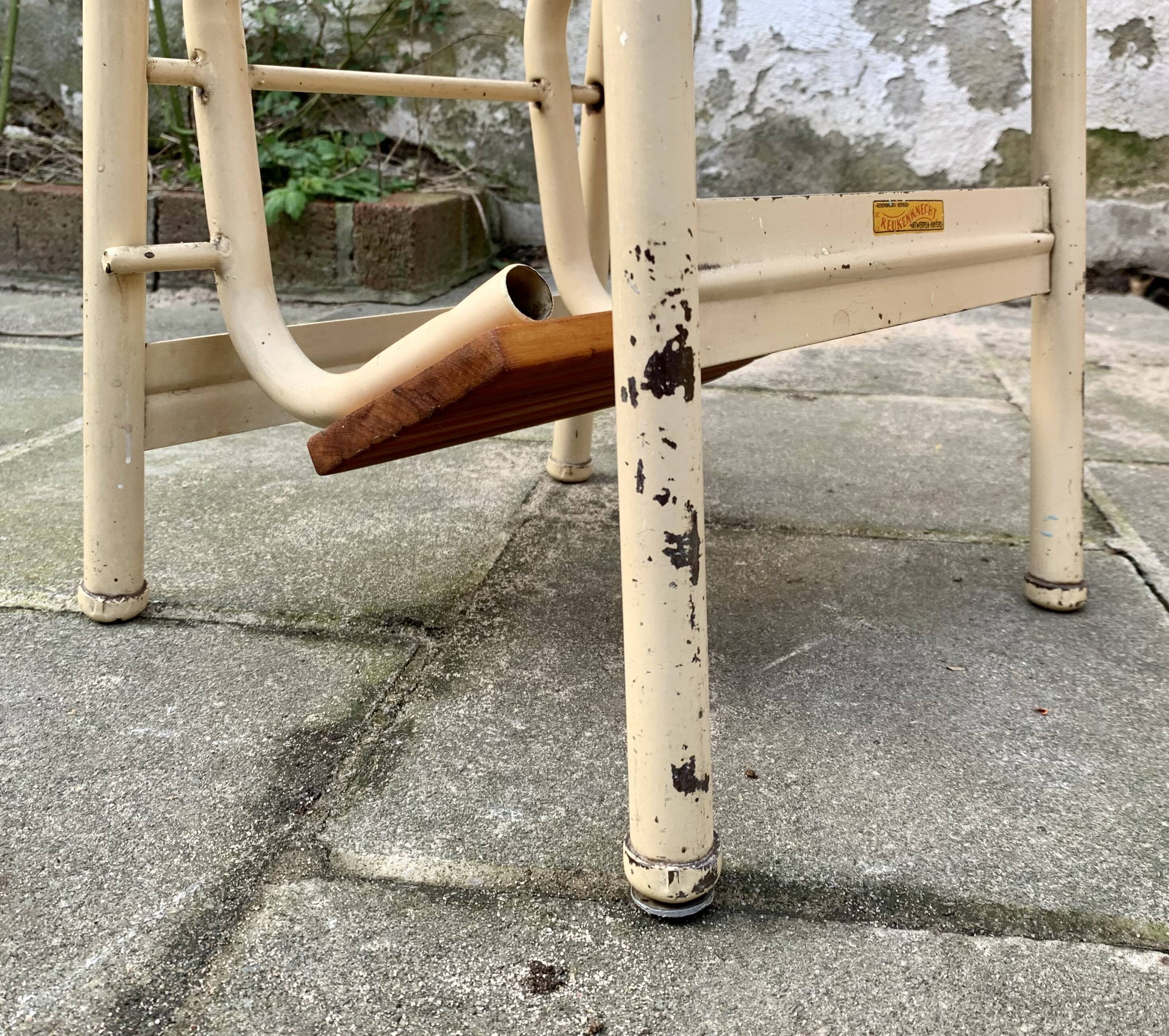Vintage step stool in wood and steel
