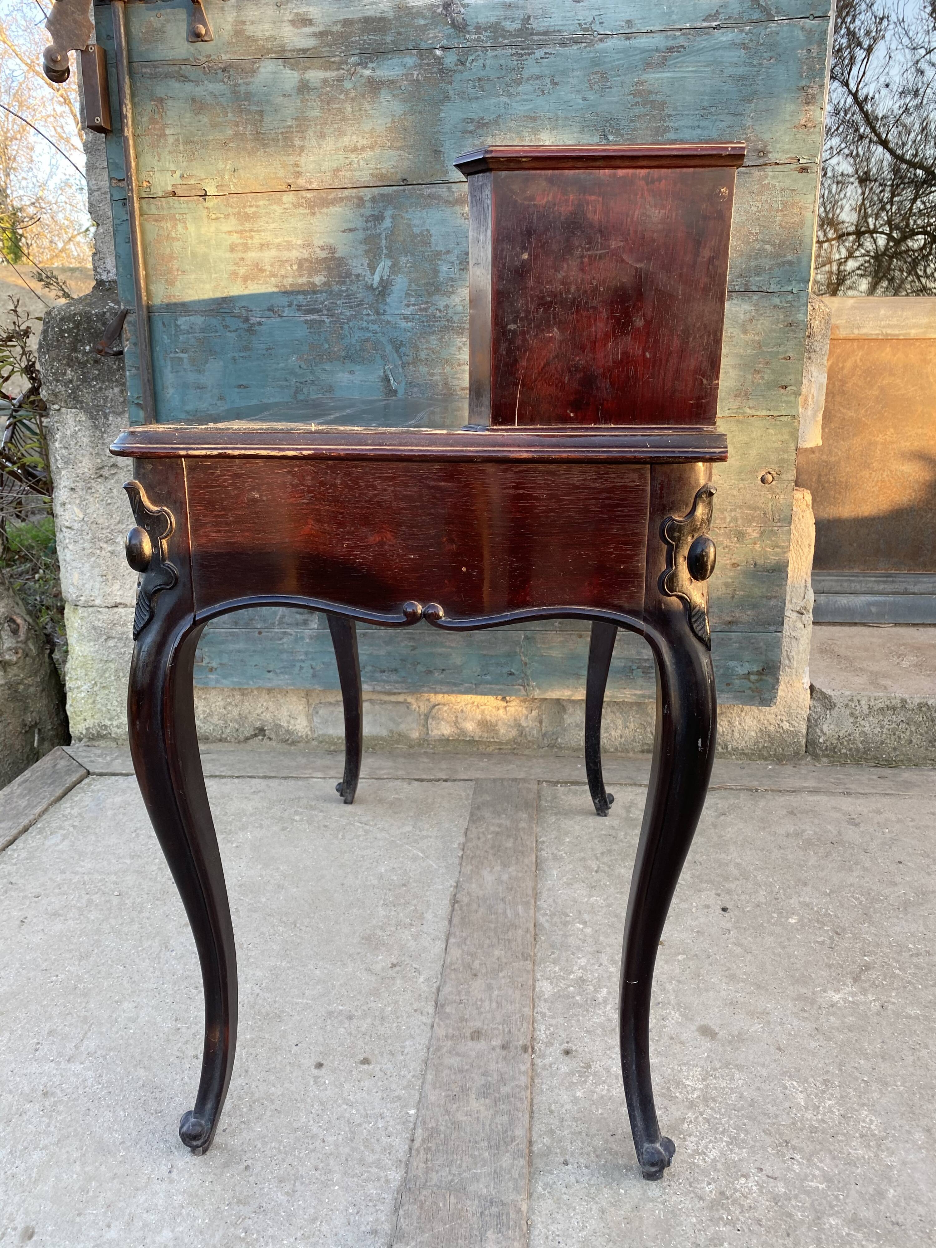 Bureau bonheur du jour Louis XV acajou 19eme