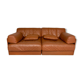 Camel leather 2-seater sofa design desede ds 76 vintage