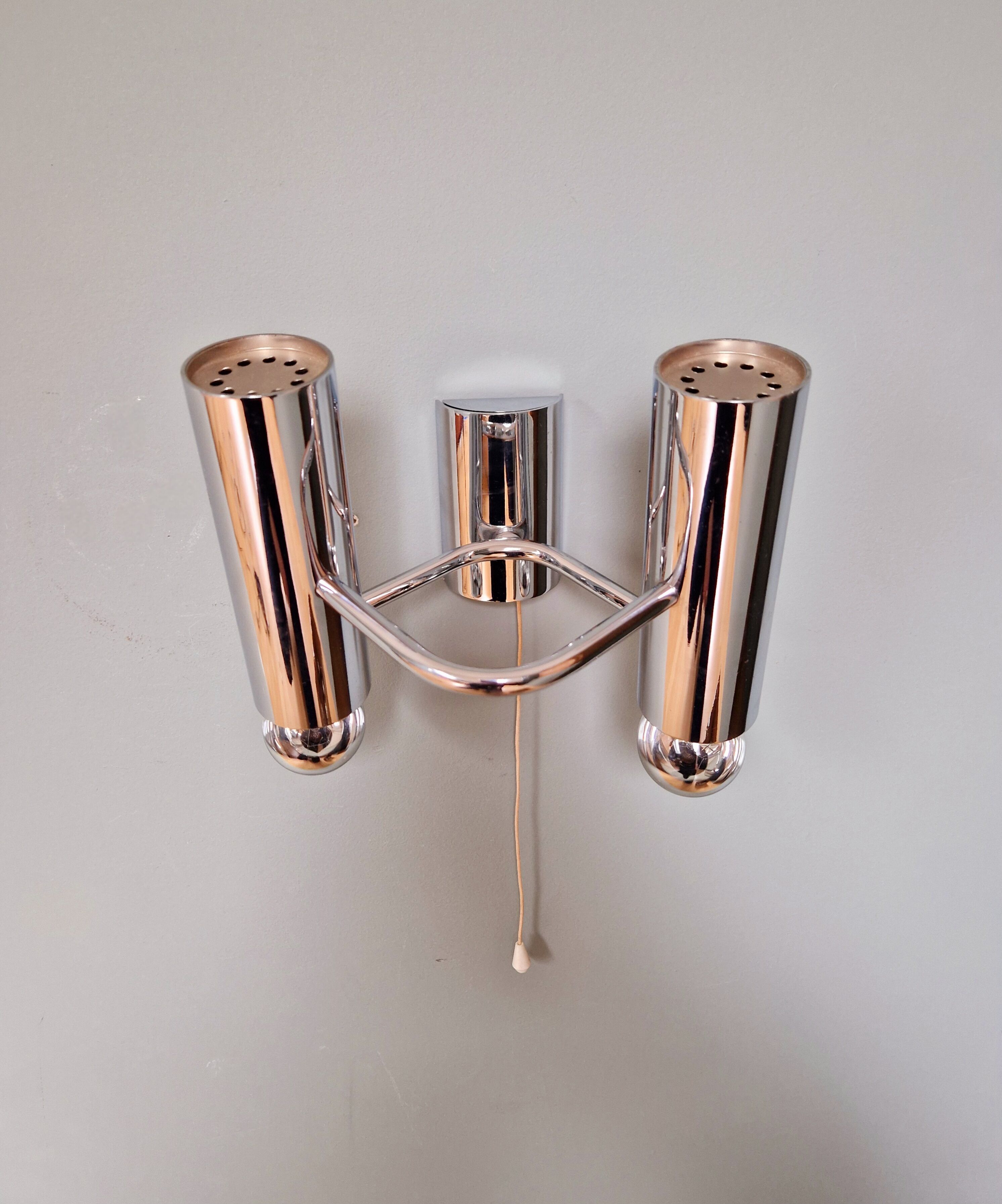 Double wall light in chrome metal, Gaetano Sciolari, 1970.