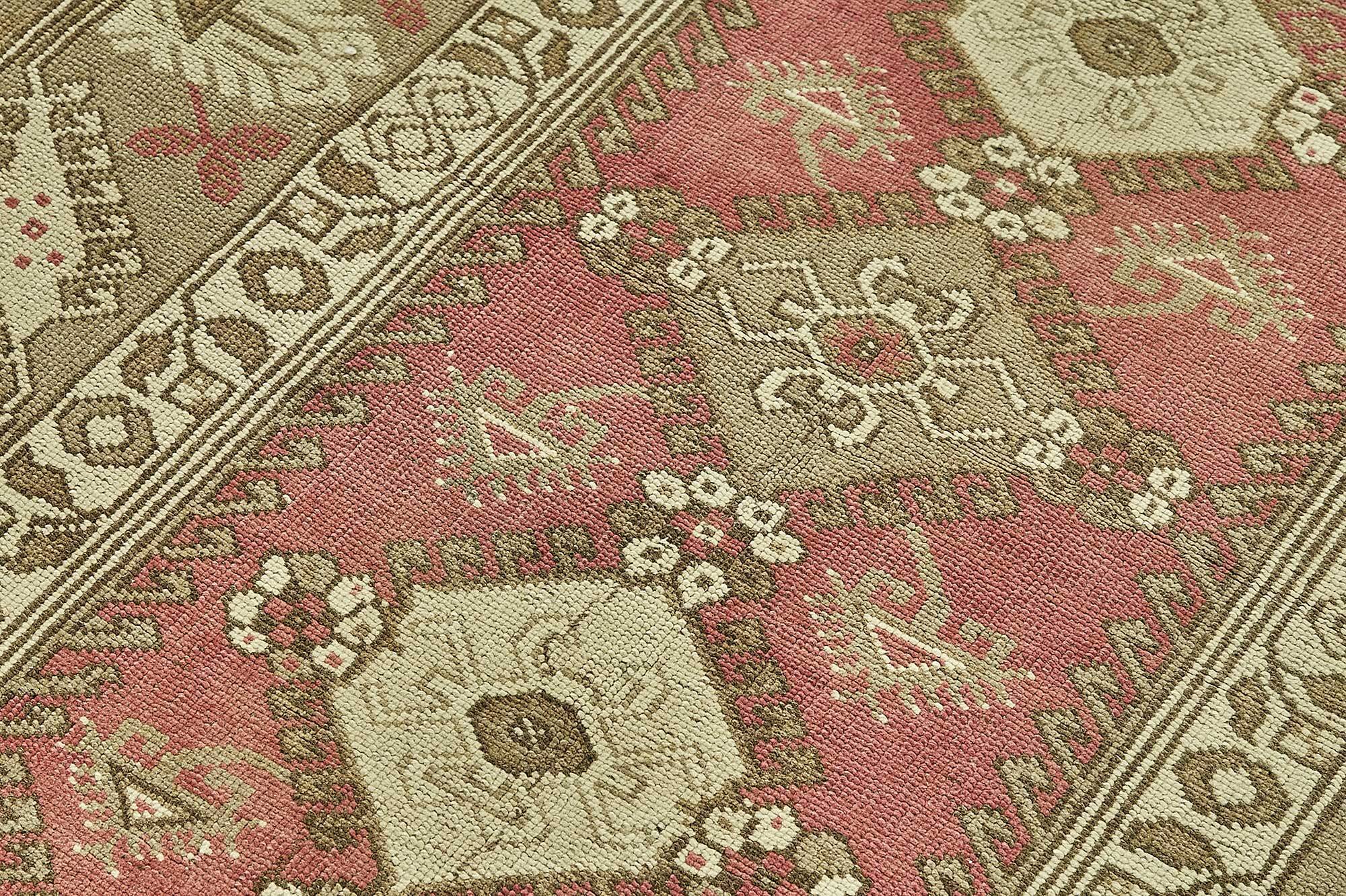 Turkish Vintage Anatolian Rug 121 cm x 191 cm