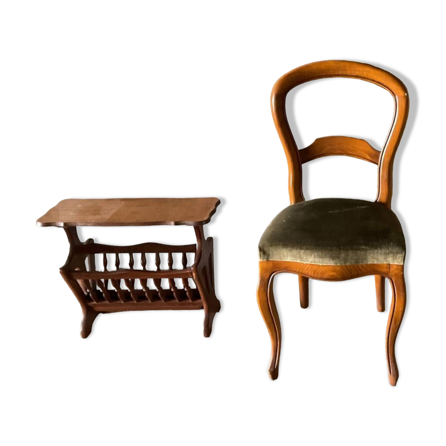 Vintage green velvet seat chair TBE