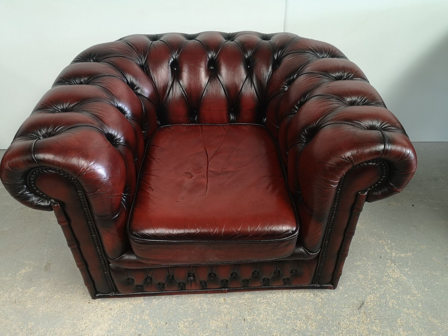 Chesterfield burgundy leather armchair