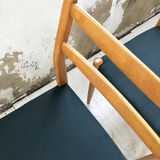 Set 4 green Scandinavian chairs