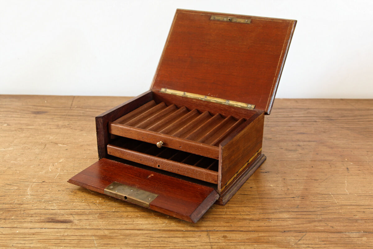 Inlaid cigar box