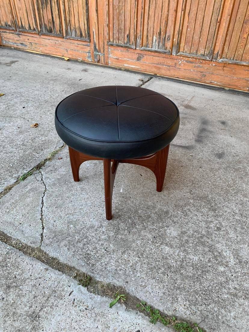 Mid-Century teak and black leather ottoman stool by Kofod Larsen for G-Plan, 1960s