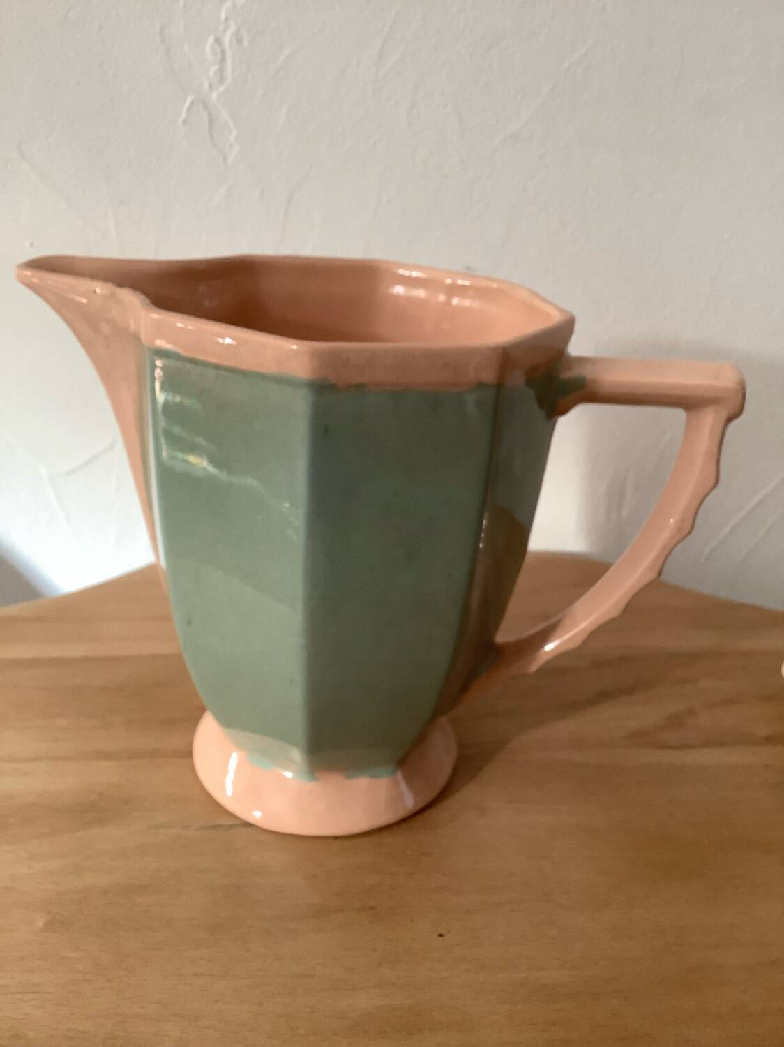 Pitcher, two-tone carafe digoin sarreguemines