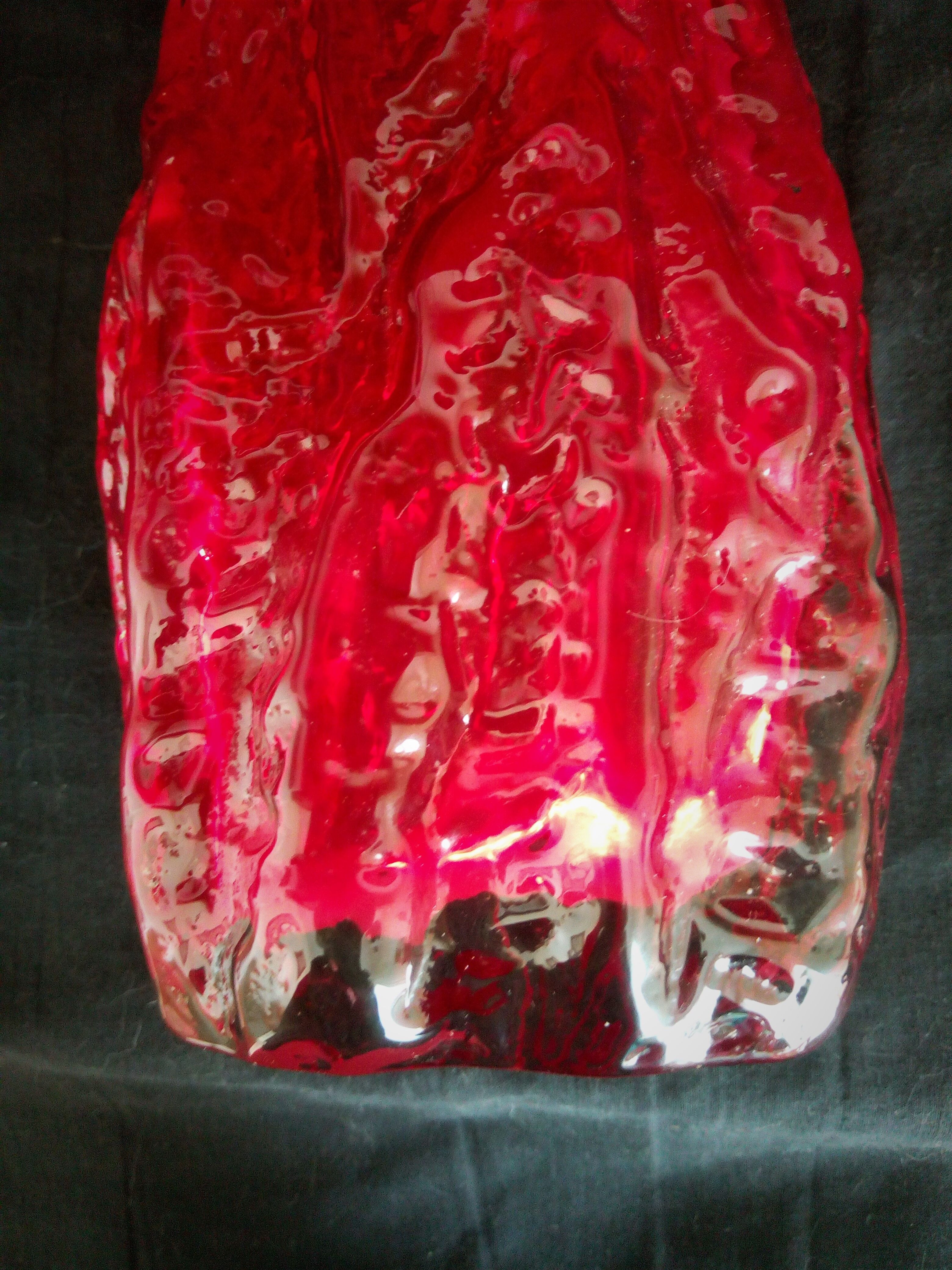 Mouth-blown rock crystal vase, red, Glassworks Ingrid, Germany