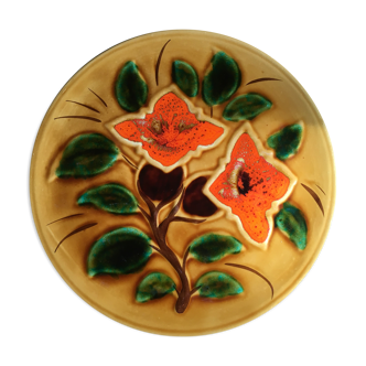 Enameled dish