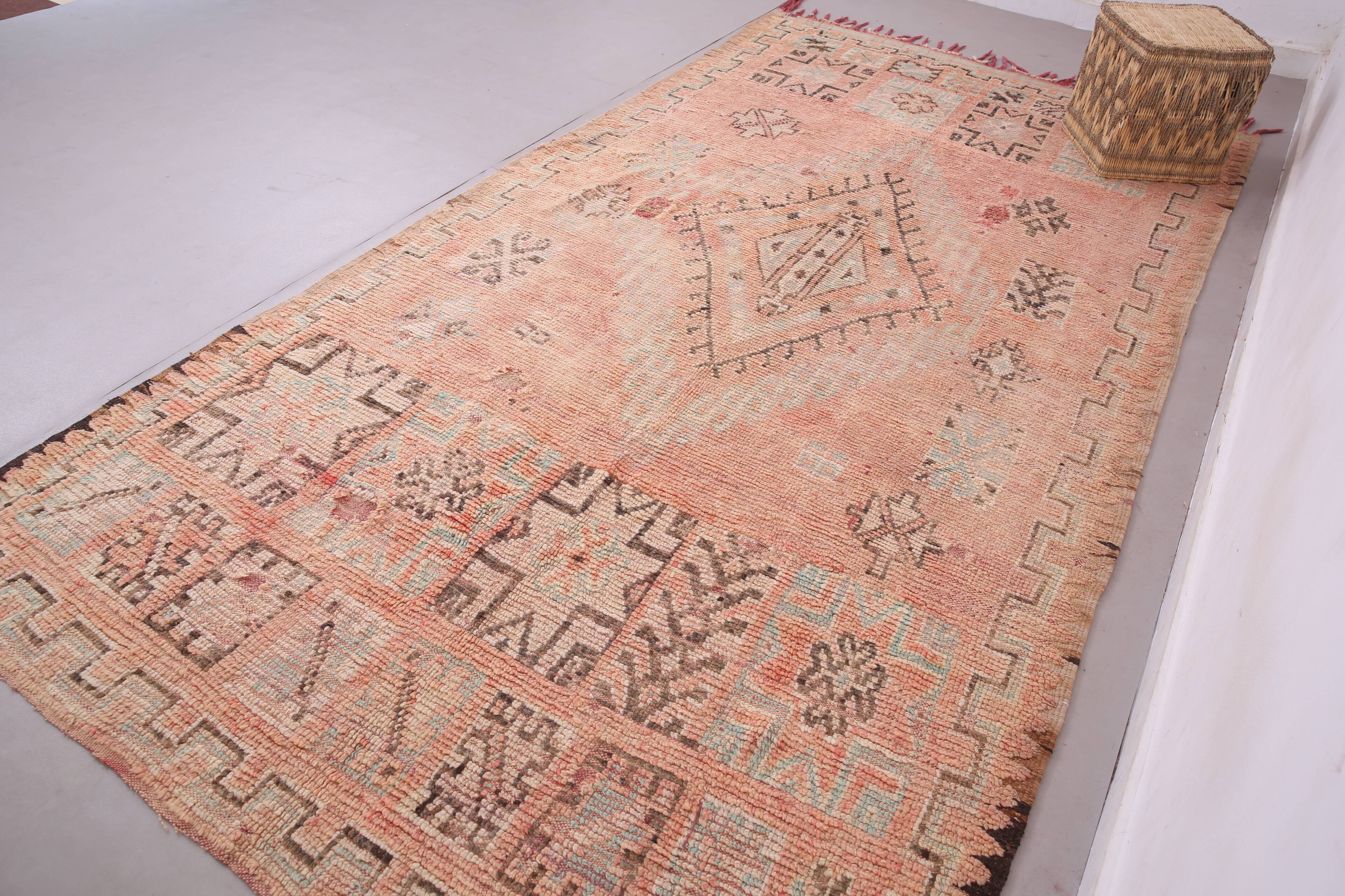 Pink Vintage Moroccan Rug 180 x 344 cm - Berber Wool Rug - Handmade Rug