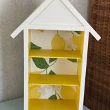 'Lemon' wooden shelf