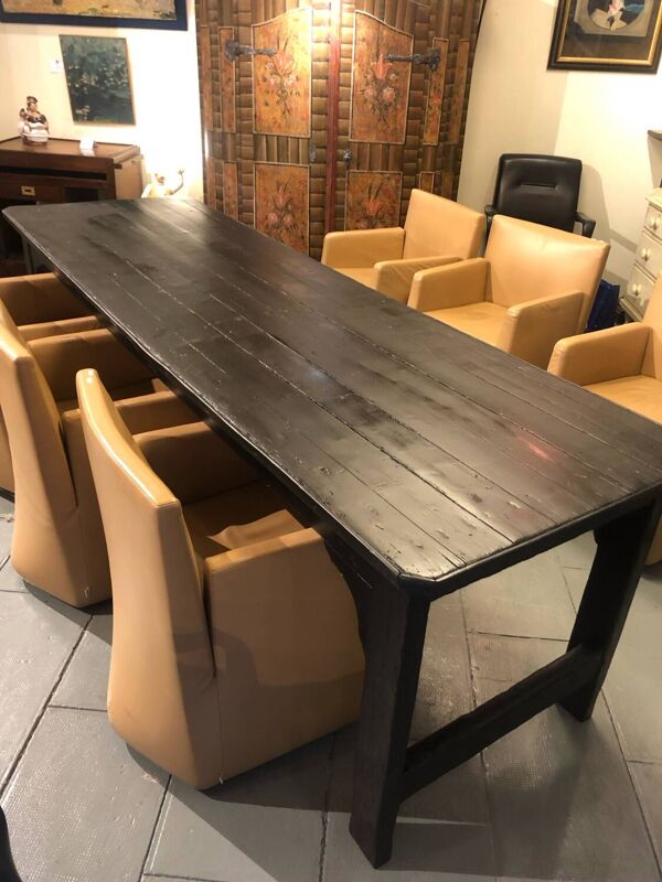 Grande table ancienne en pin noirci