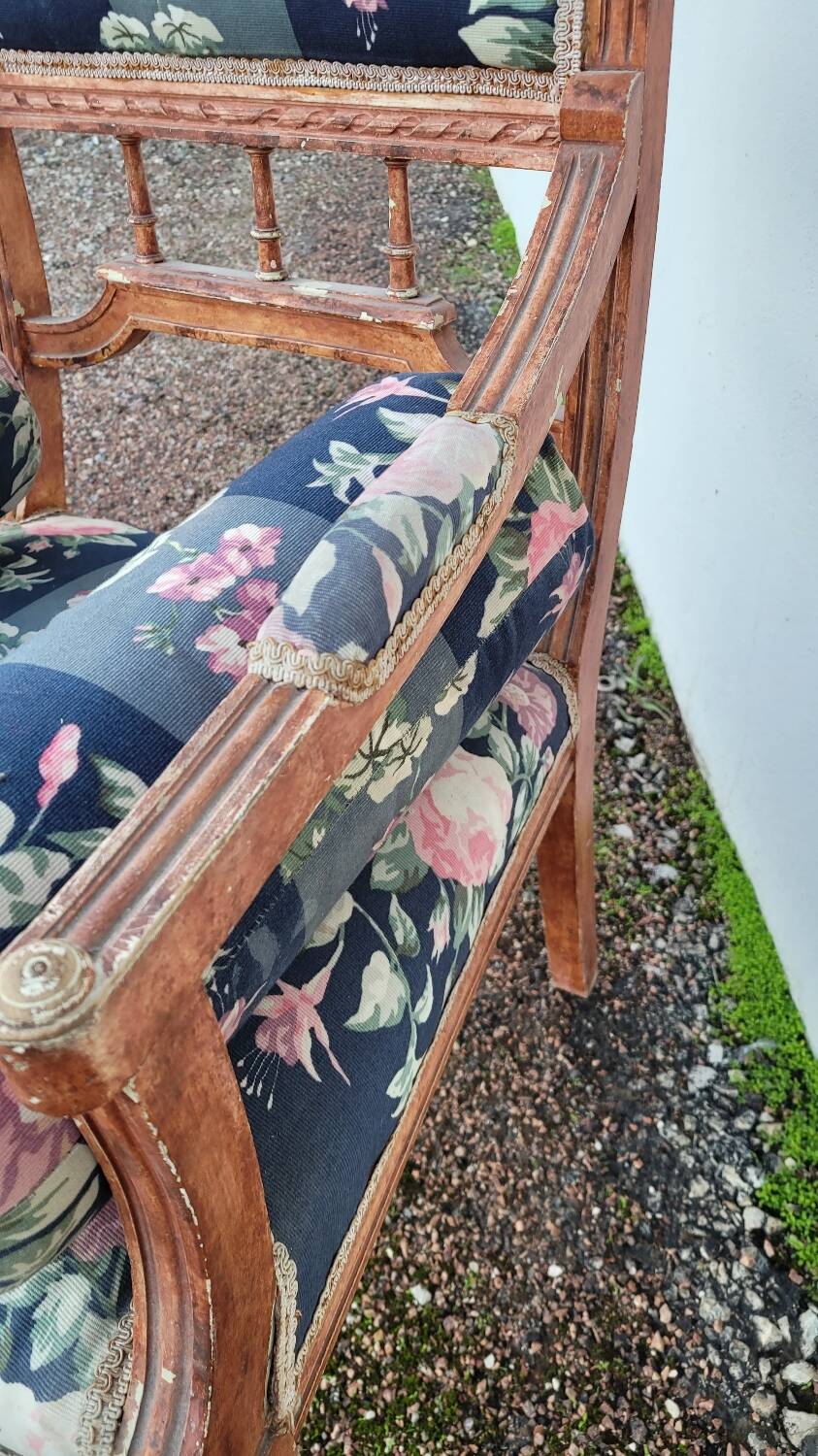 Antique Louis Xvi style armchair 1900s Fleuris fabrics
