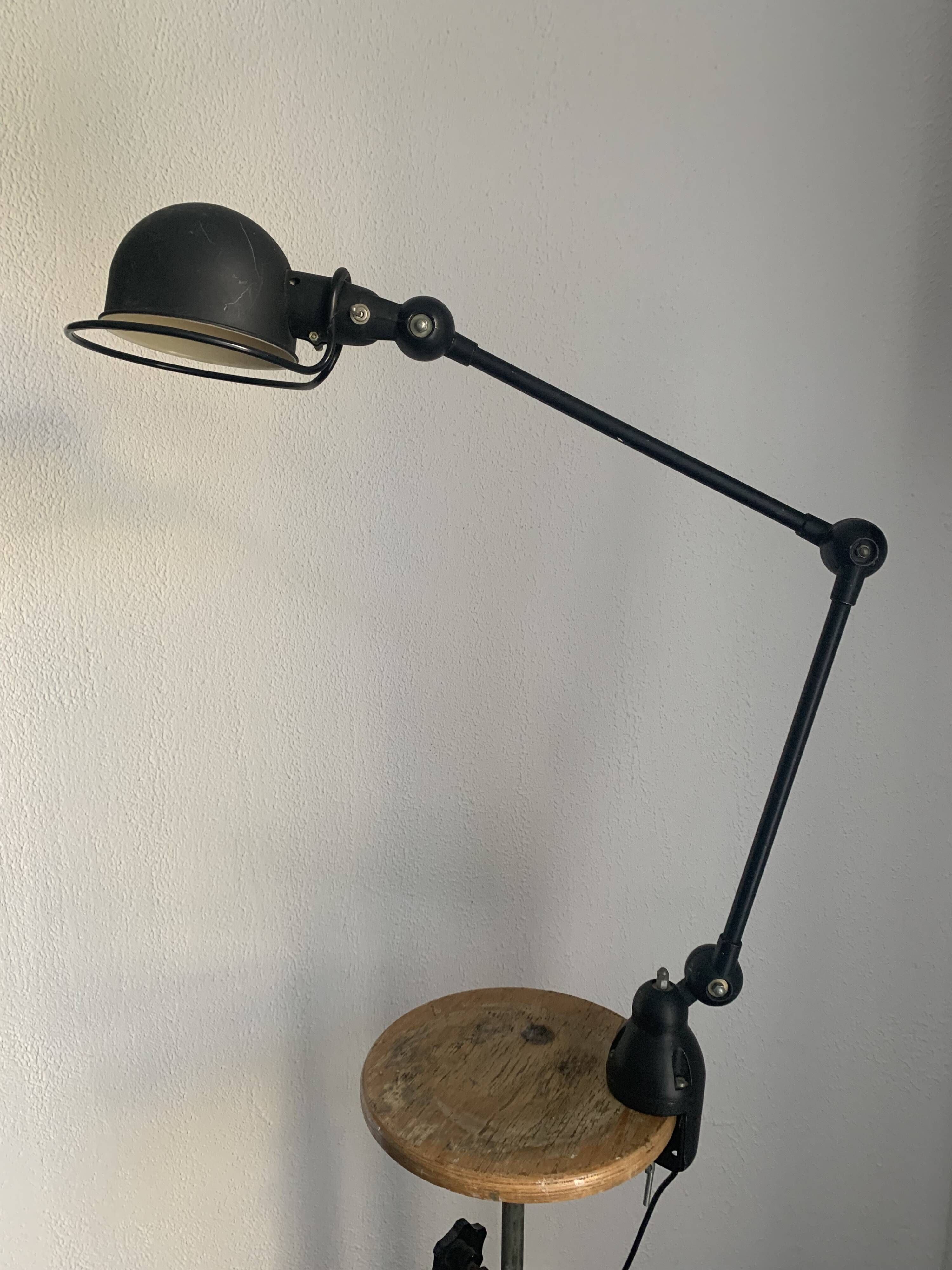 Lampe vintage 1980 Jielde 2 bras noire mat d'origine - 100 cm