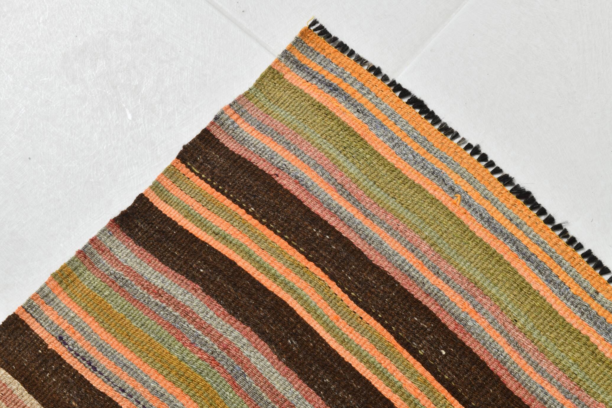 4x7 Rug For Farmhouse Room Vintage Kilim Rug, 139x215Cm