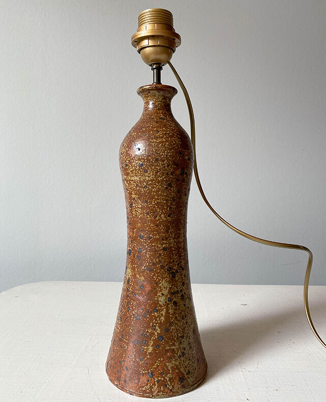 Lamp foot sandstone email ashes