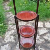 Mahogany mute servant