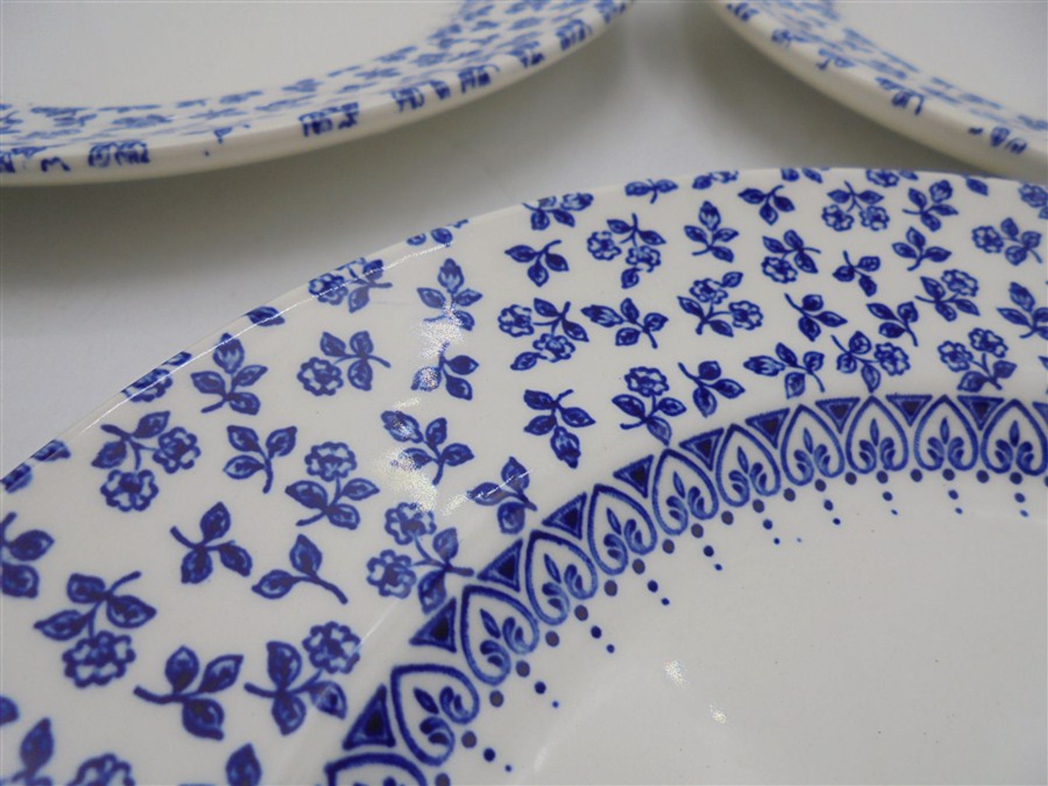 Dessert plates