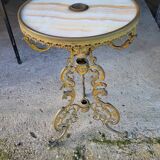Round table in marble and gilded bronze