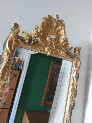 Miroir de mariage provencal en bois doré Louis XV