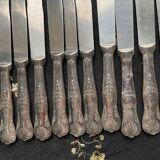 12 metal punched rockery style knives